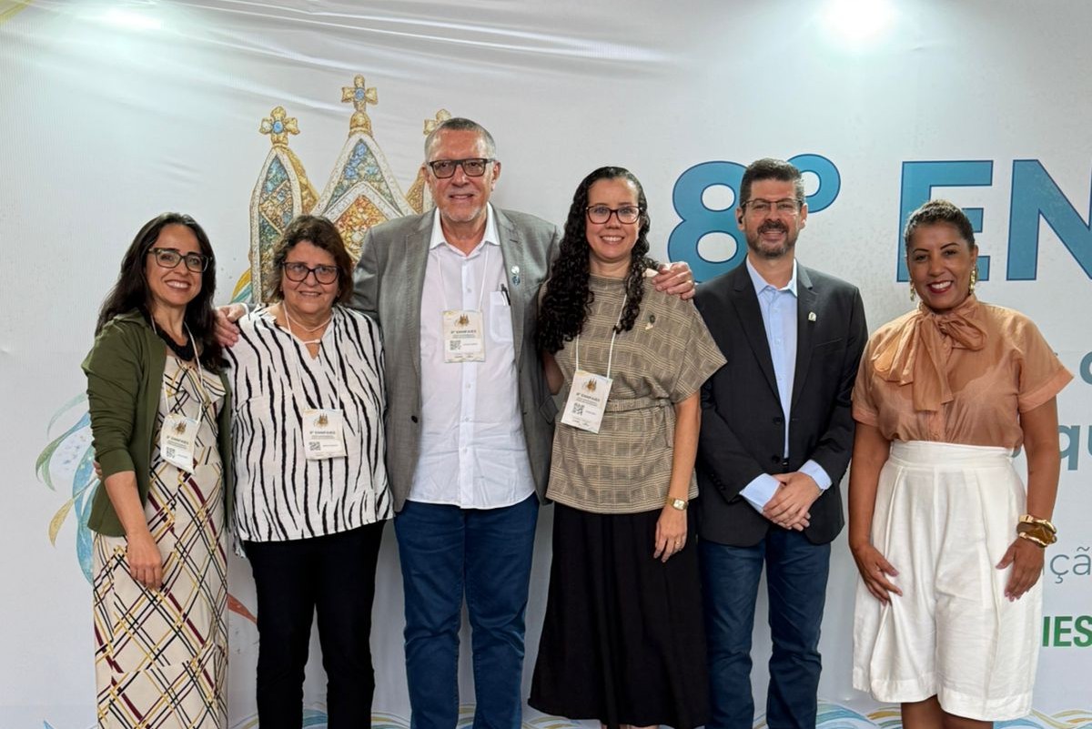 ENNFAIES dentro do texto