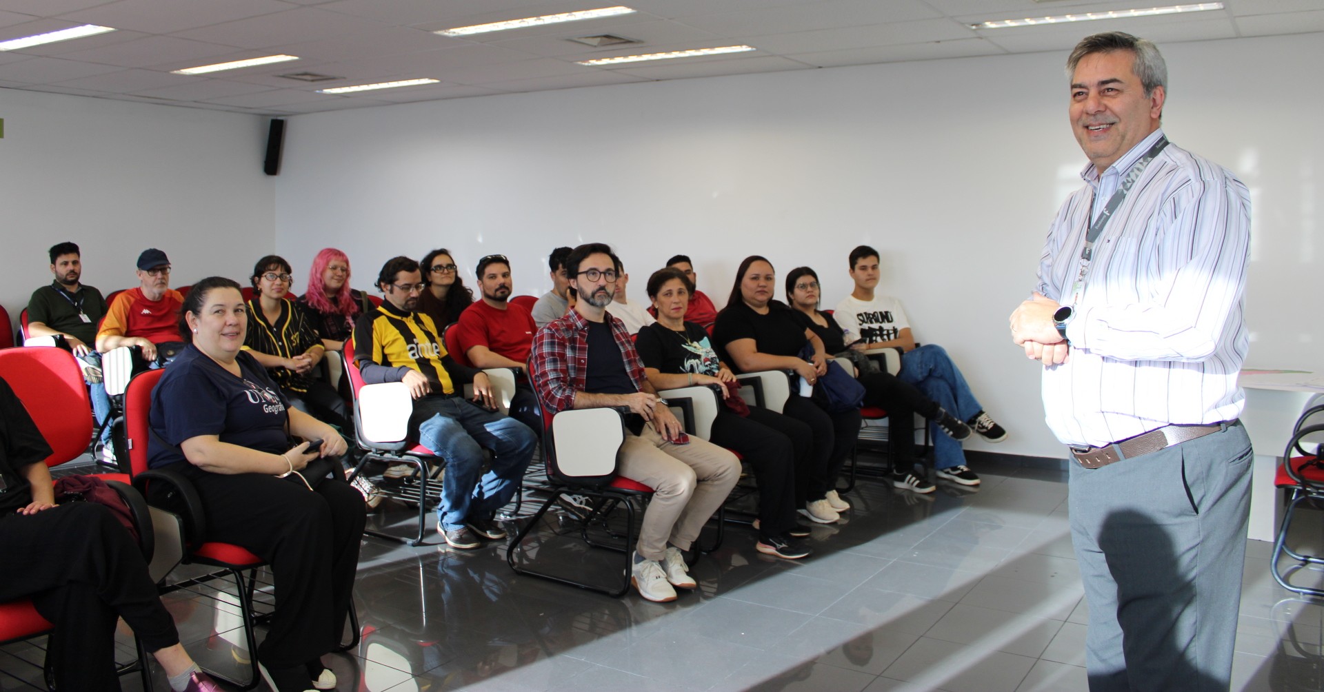 Alunos de Geografia da Unesp de Ourinhos visitam a FUNDUNESP e participam de atividade sobre São Paulo